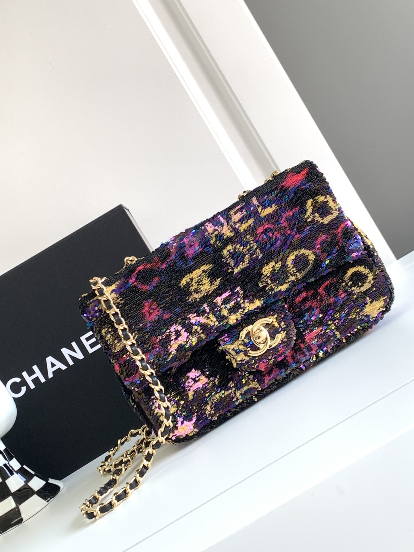 TOP CHANEL Sparkling Flap Bags - Black&GWH