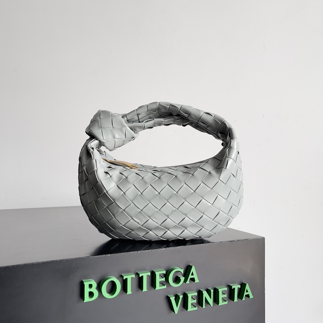 TOP Bottega Veneta BV Jodie Bag Lambskin Leather Braid 23 cm