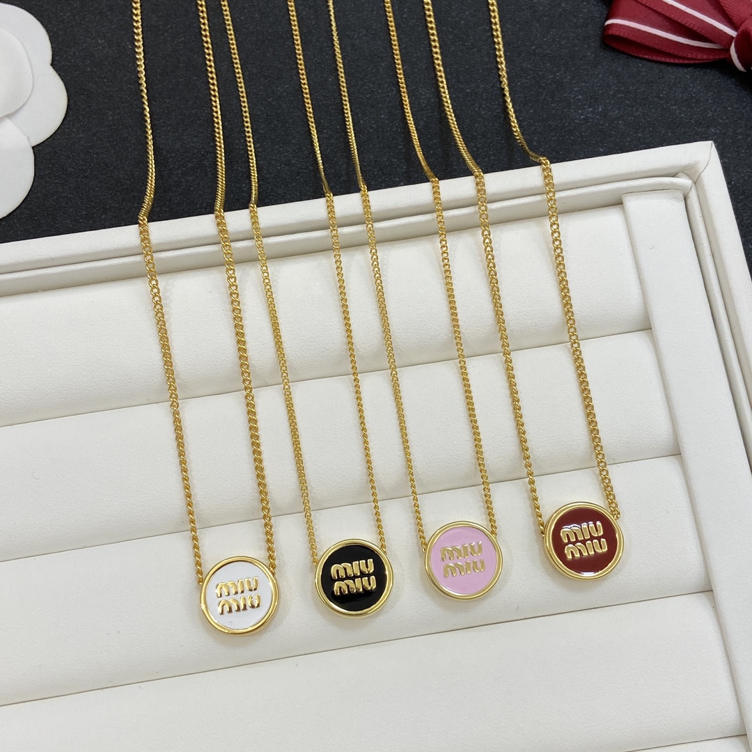 TOP Miu Miu Necklace - 4 Colour