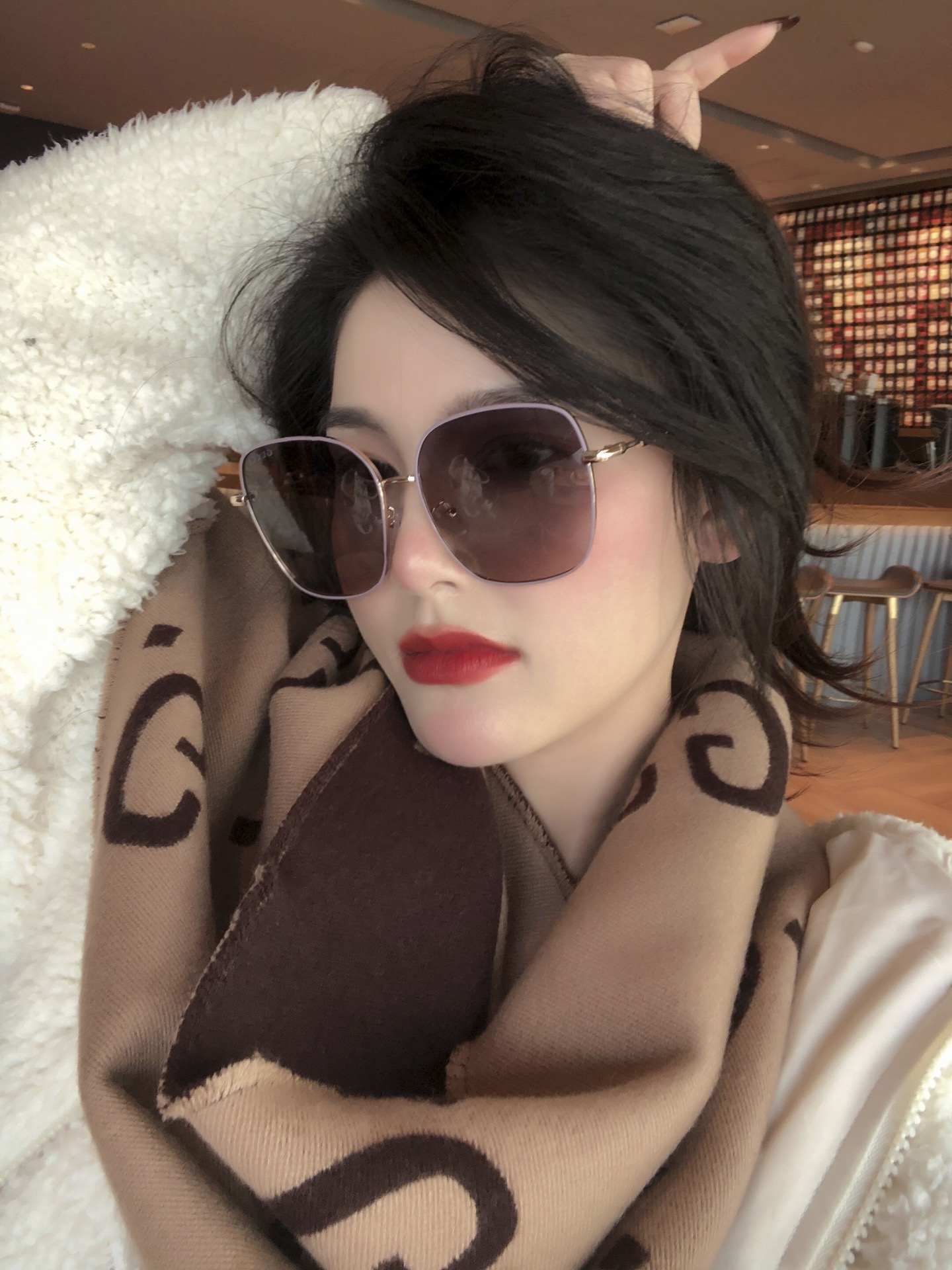 TOP GUCCI Square Frame Sunglasses - 3 Color
