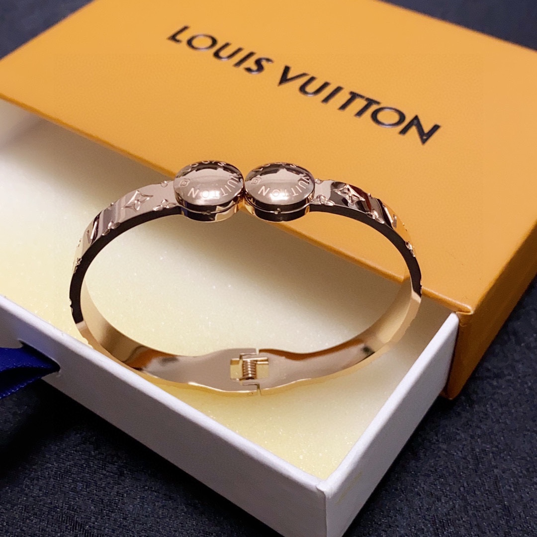 Louis Vuitton LV Bracelets （Replica）