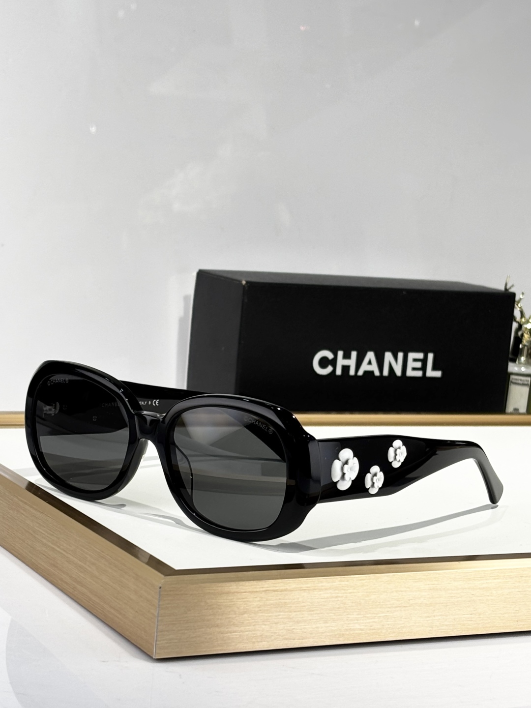 TOP CHANEL Sunglasses - 7 Colors