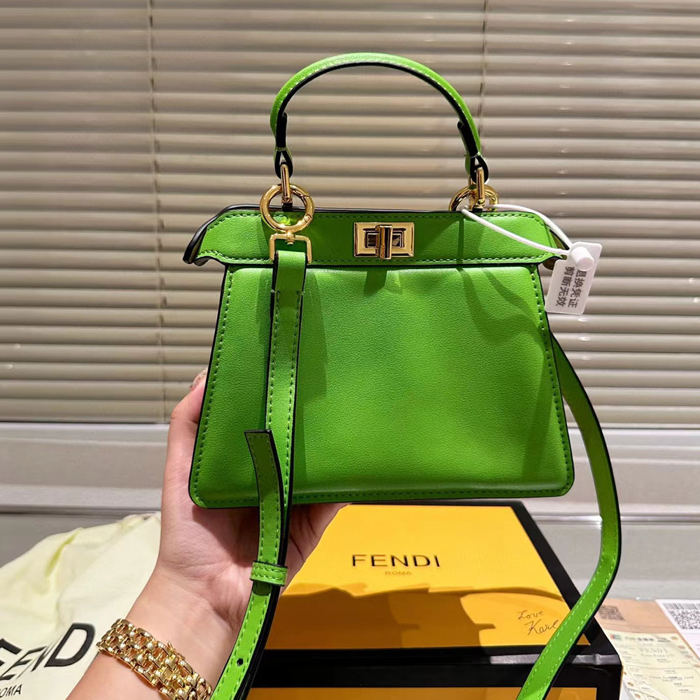 FENDI Peekaboo ISeeU Bag Small(Replica)