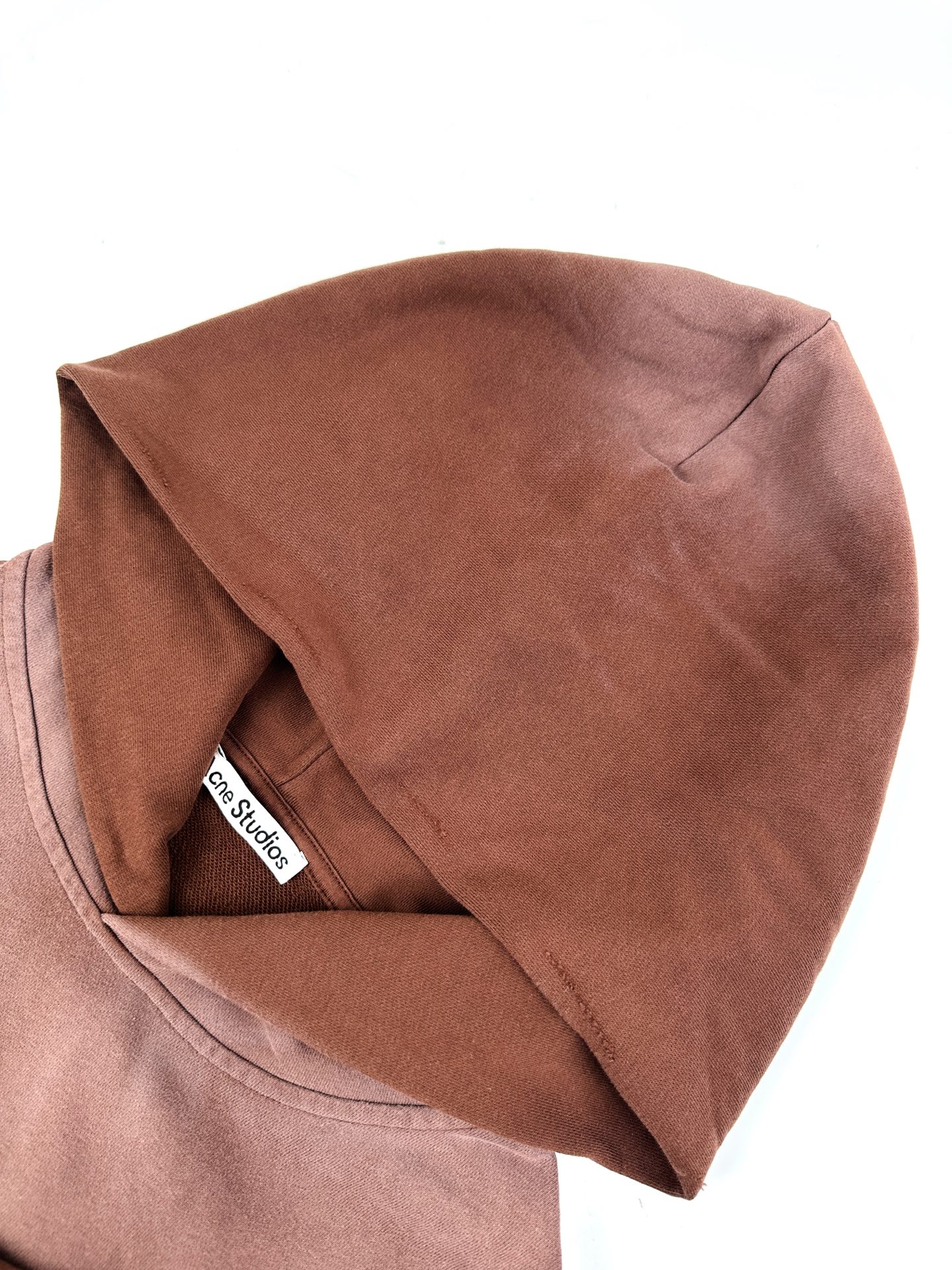 Acne Studios 喷绘做旧徽标戴帽卫衣