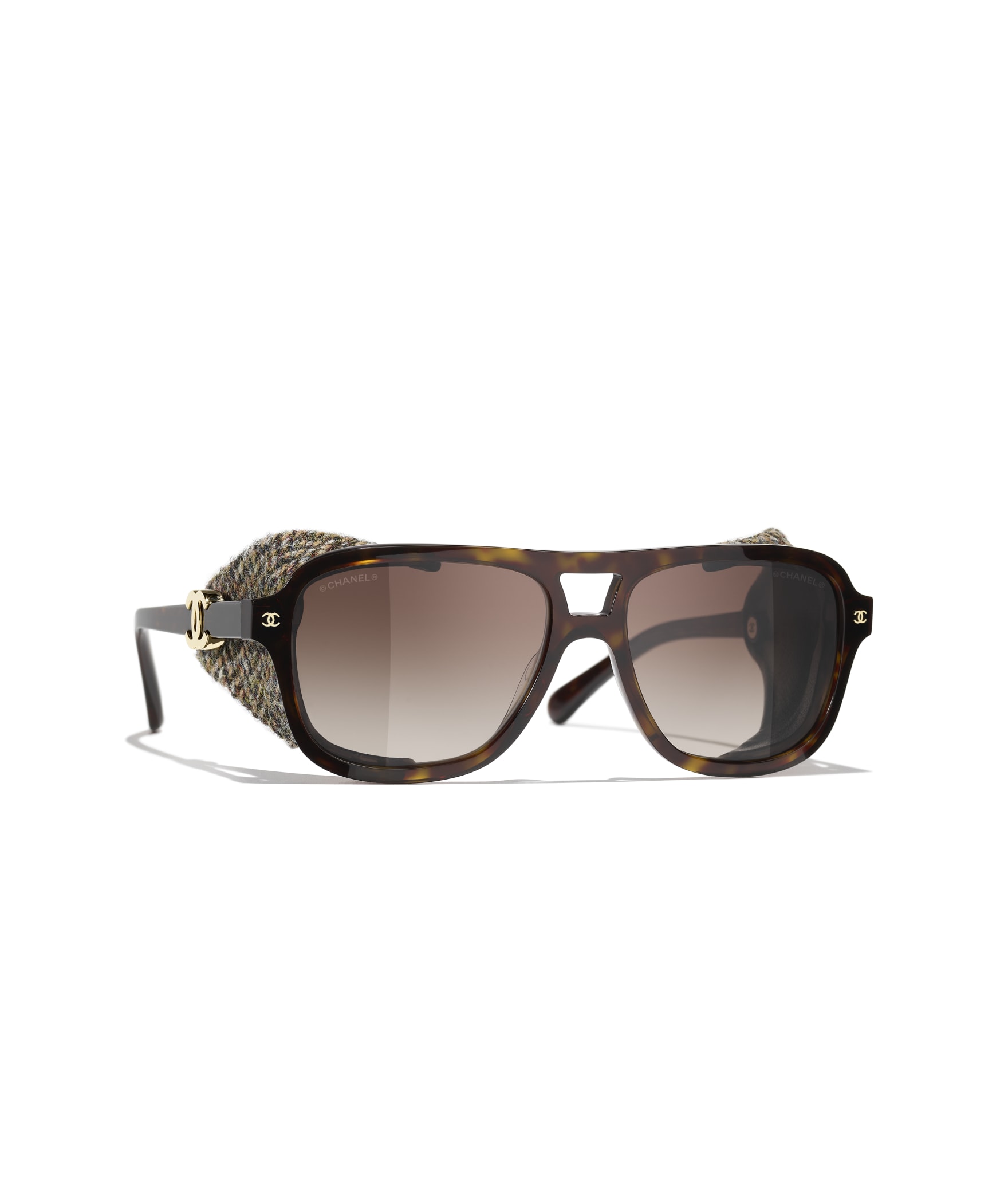 CHANEL Pilot Sunglasses A71734X22002S