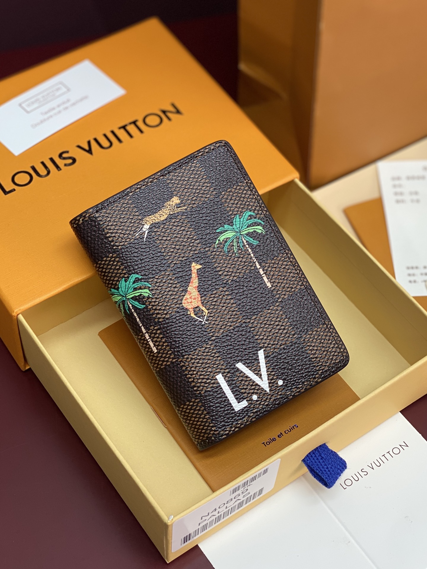 TOP Louis Vuitton LV X The Darjeeling Limited Card Holder 11.1x1x7.5cm Damier Heritage - Brown