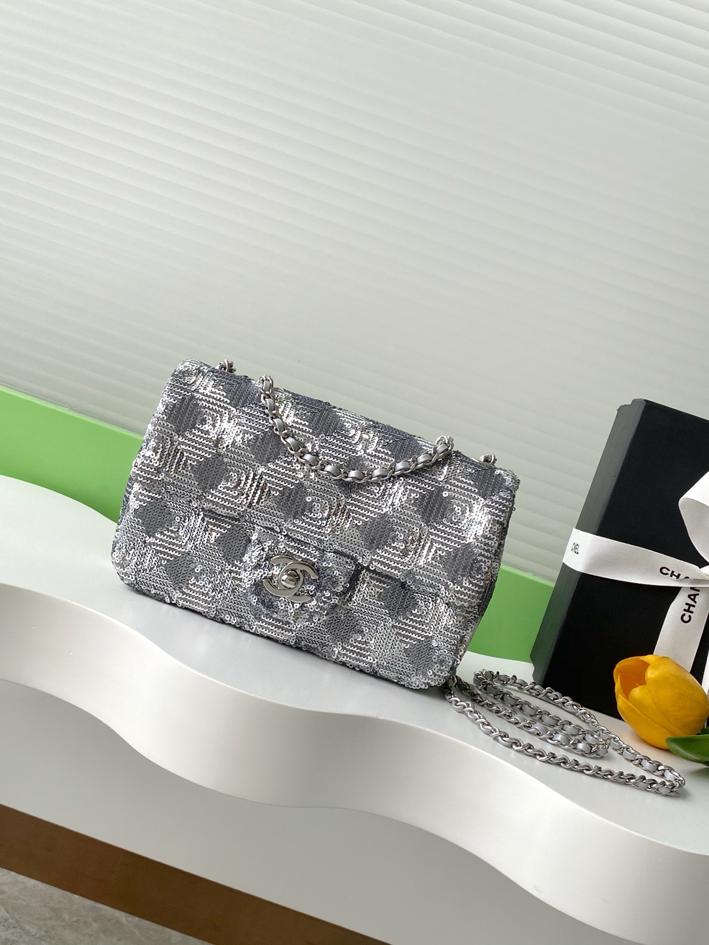 TOP CHANEL Flap Bag 14-21-8cm - Sliver