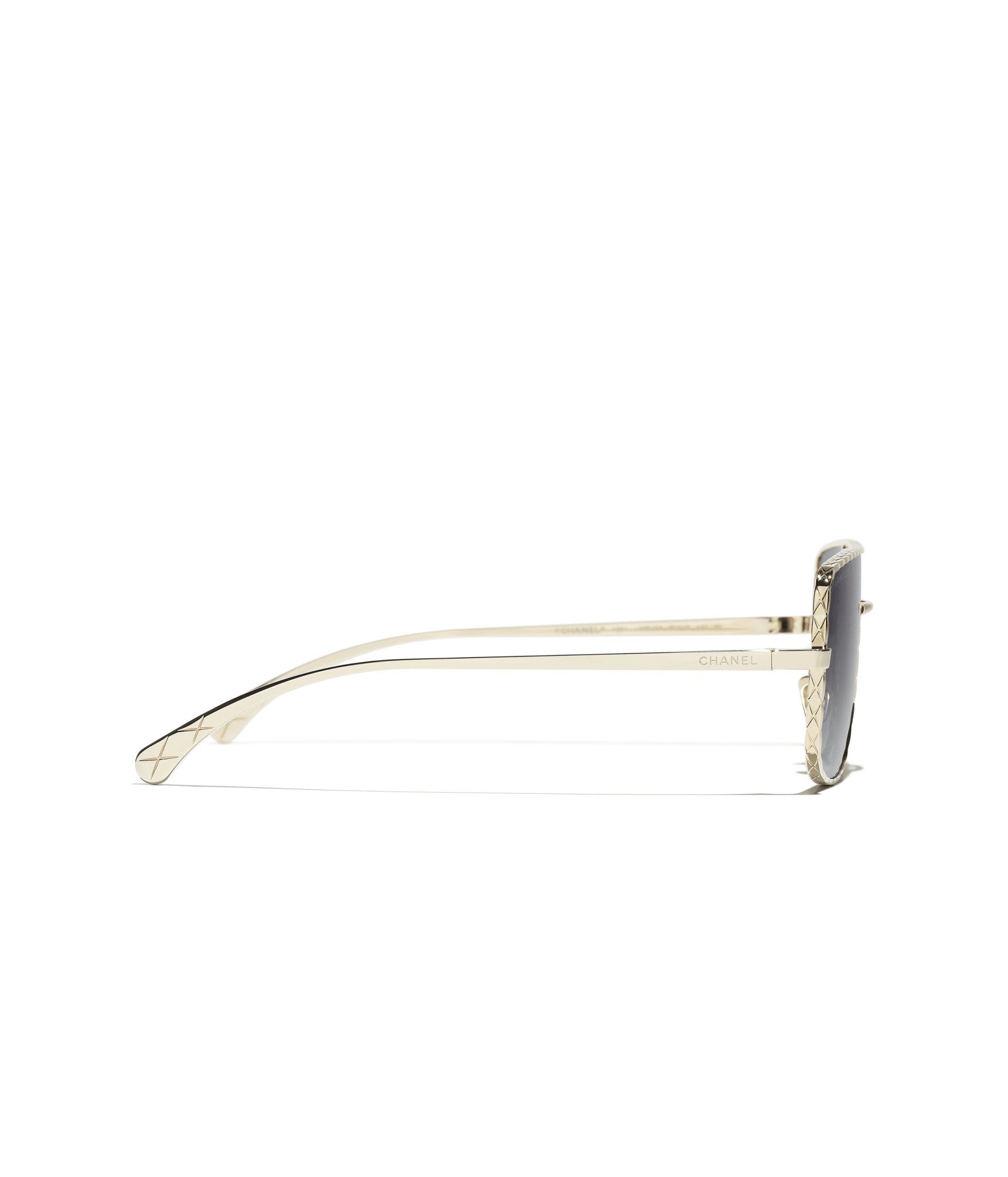 CHANEL Pilot Sunglasses A71756X01060L