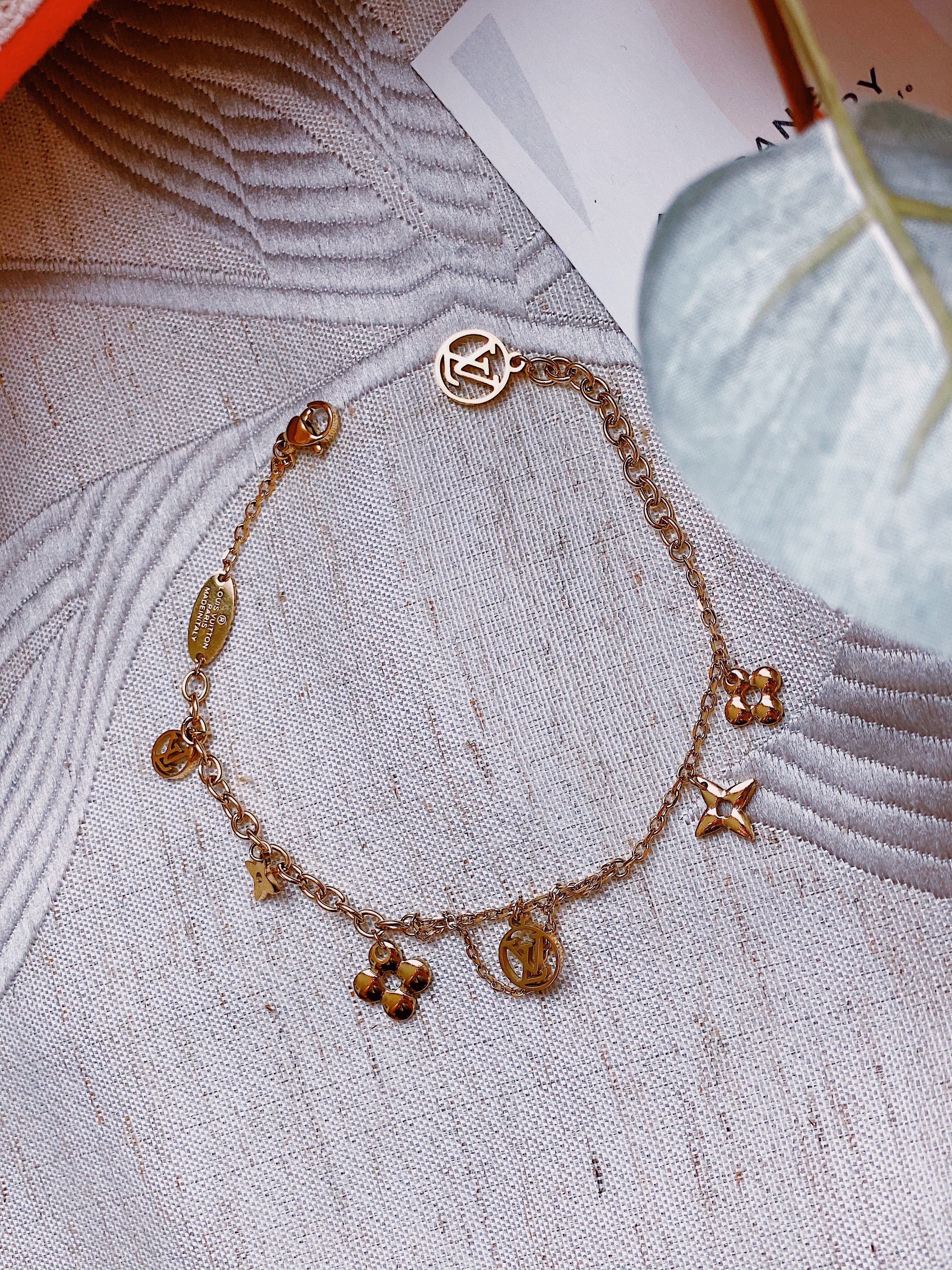 TOP Louis Vuitton LV Blooming Supple Bracelet