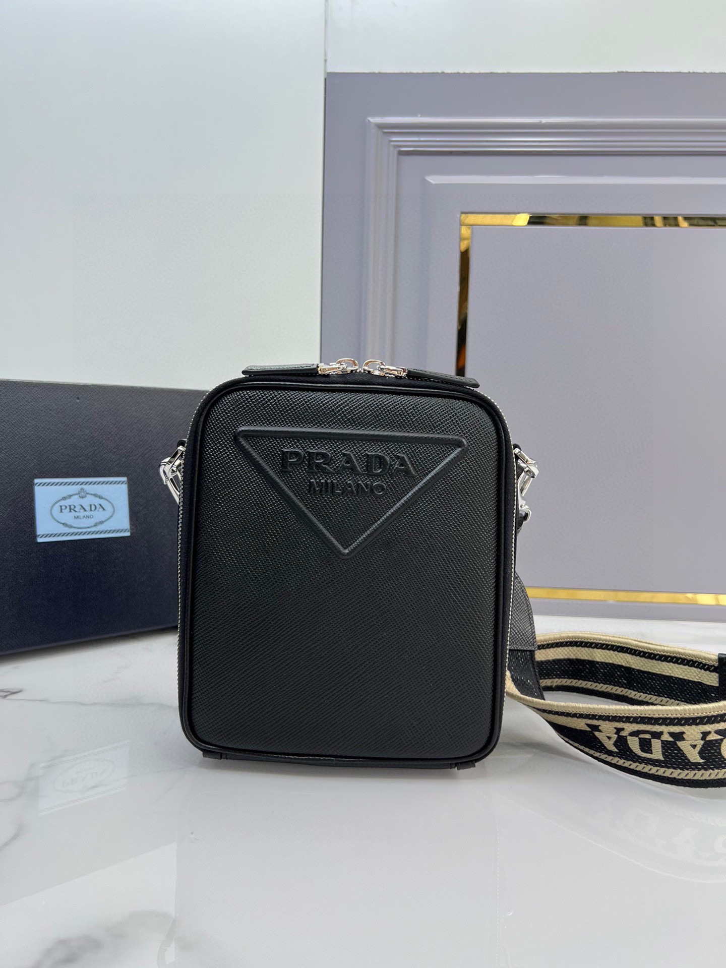 Top PRADA Cowhide Messenger Bag 19*16*5.5cm/26*18*6.5cm - 2 Colour