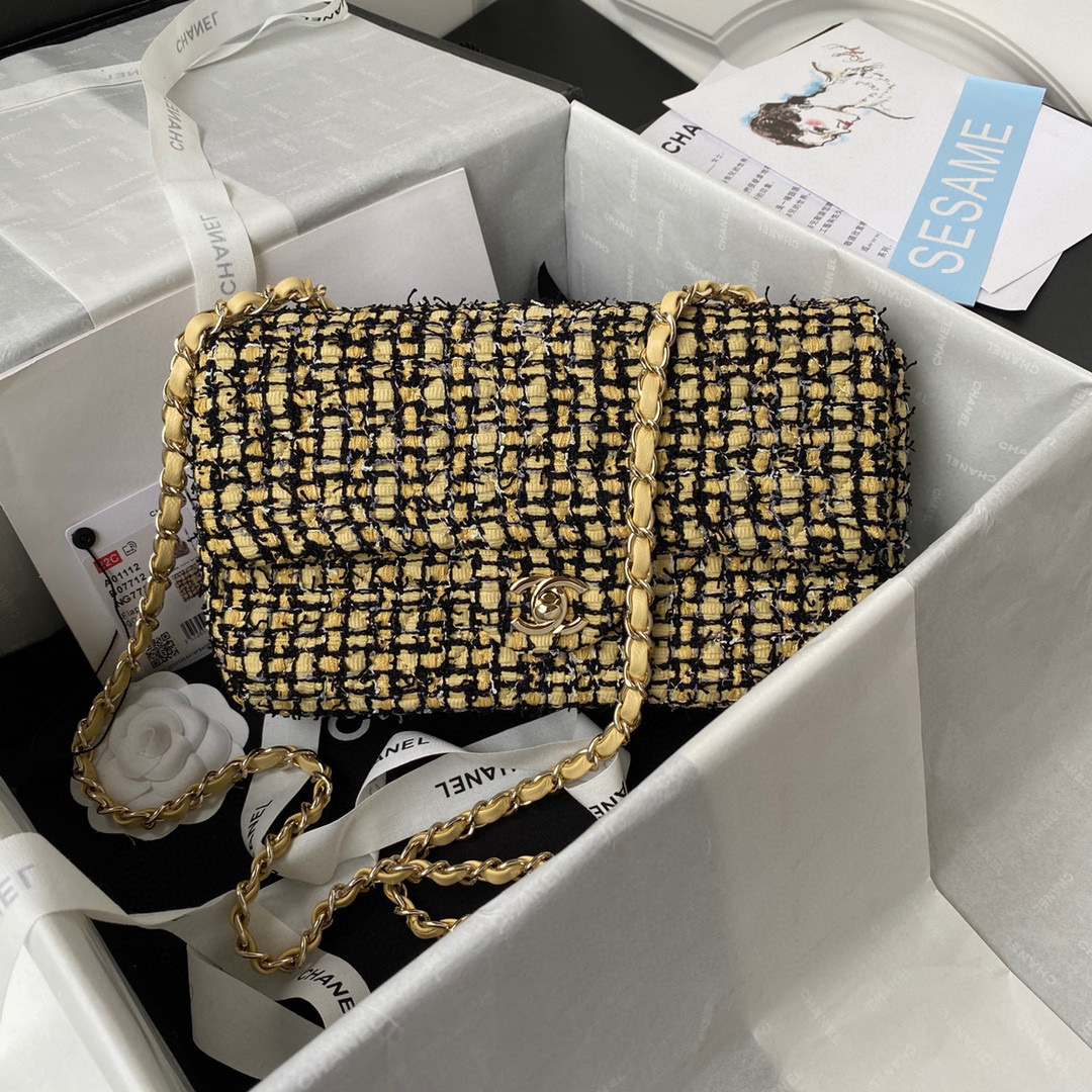 TOP CHANEL Classic Flap Bag Tweed Medium 25.5cm - Yellow &  GHW