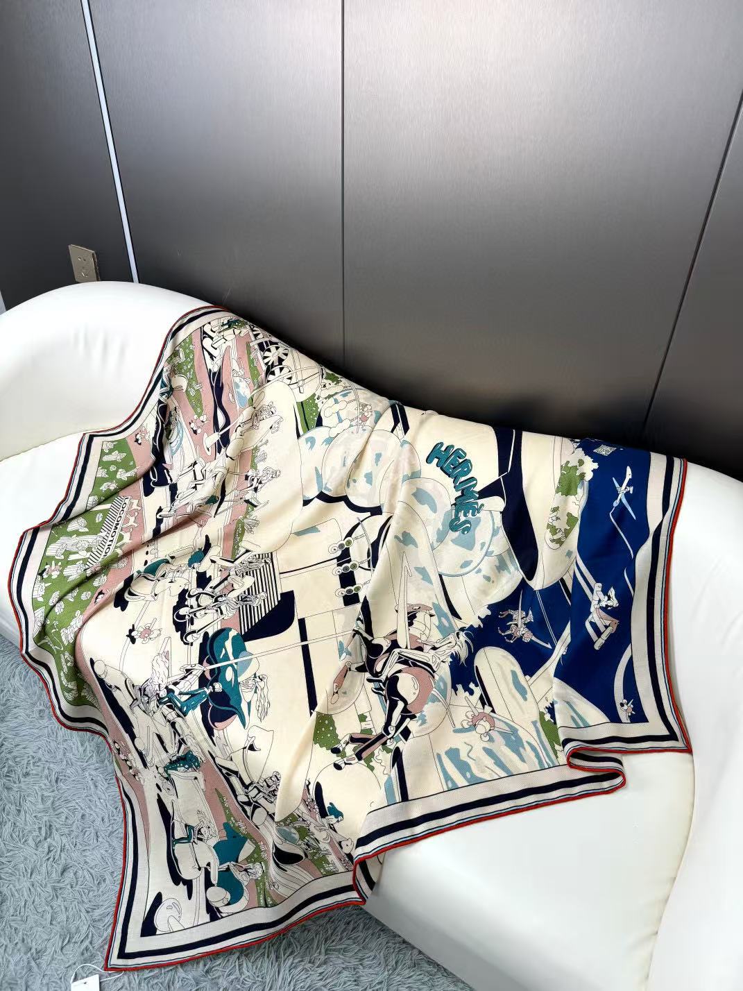 TOP HERMES Square Silk and Wool Scarf 140x140cm - 3 Colors