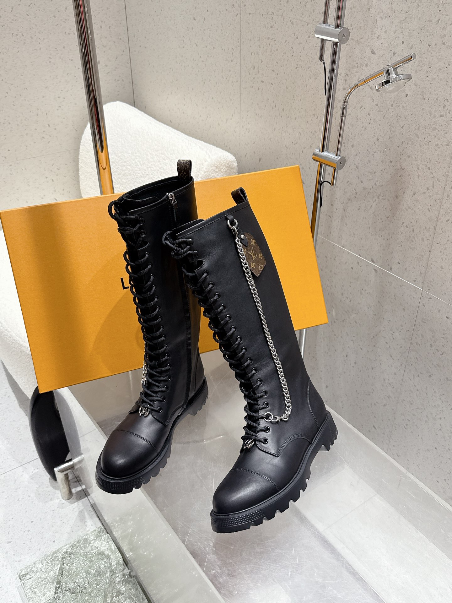 TOP Louis Vuitton LV Calfskin Long Boots - 2 Colors