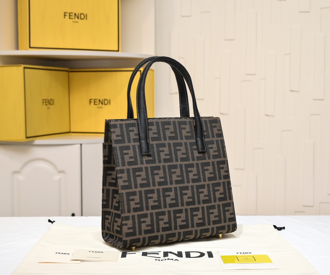 TOP FENDI FENDI Vintage Medium Antique Flower Briefcase