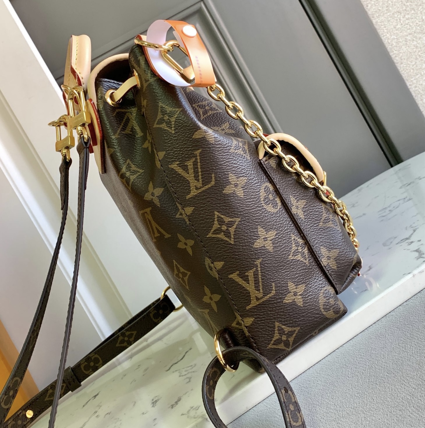 Louis Vuitton LV Excursion Backpack(Replica)