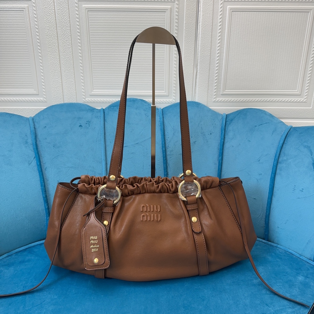 TOP Miu Miu Underarm Dumpling Buns 44x16x10.5cm - 2 Colour