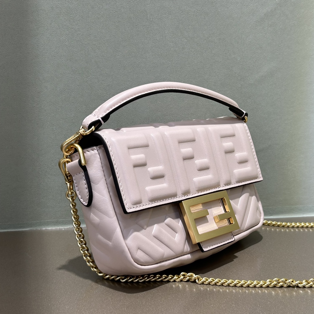 TOP FENDI Leather Baguette Bags 19x10x4cm - 9 Color