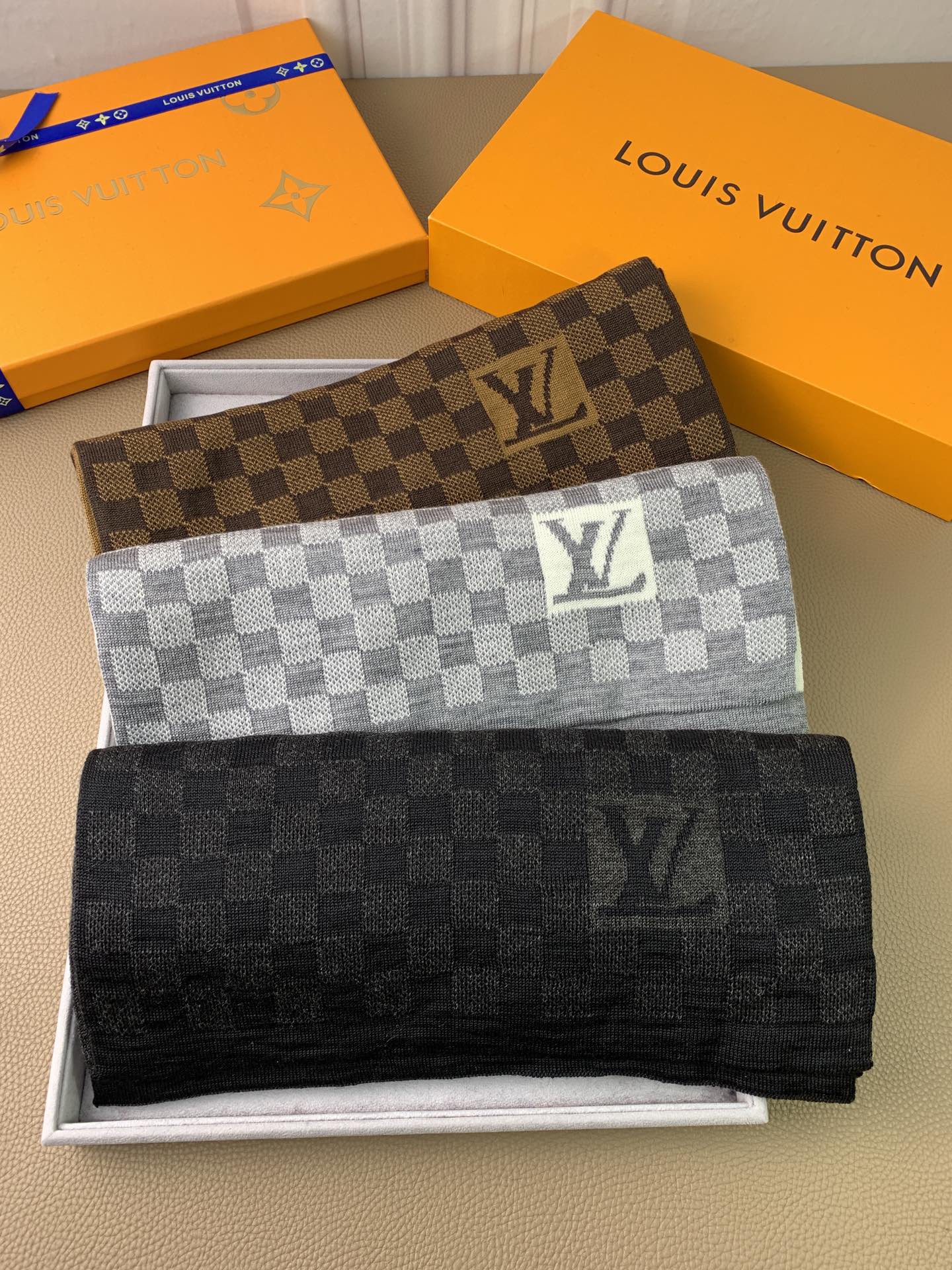 TOP Louis Vuitton LV Men's Scarf 30*180cm-3 Colors