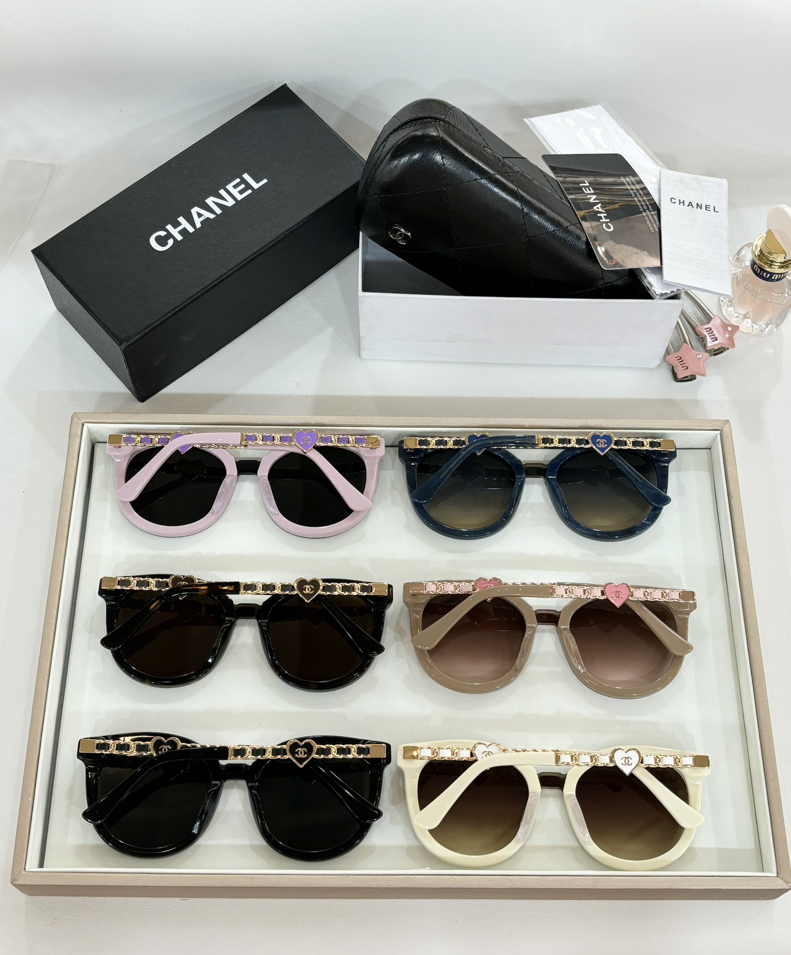 TOP CHANEL Sunglasses - 6 Color