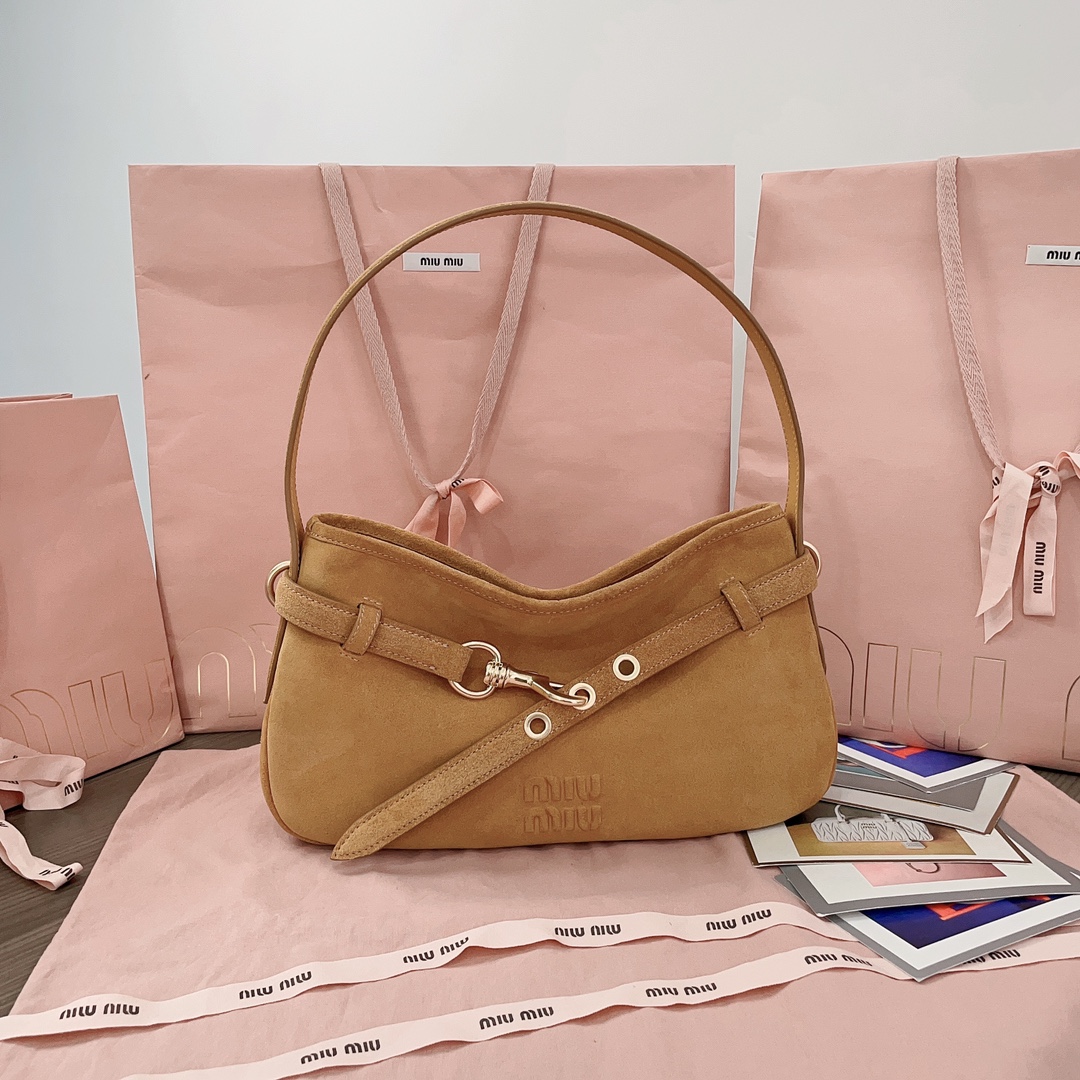 TOP Miu Miu Aventure Handbags Suede Leather 33X19X5CM/ 40X24X7CM - 2 Colour