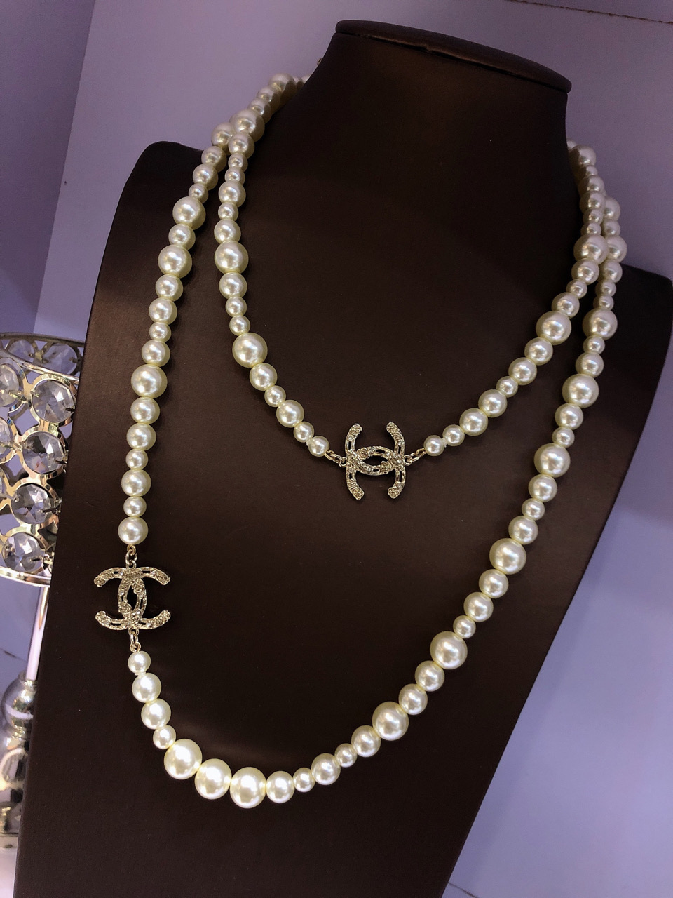 TOP CHANEL Classic Pearl Necklace