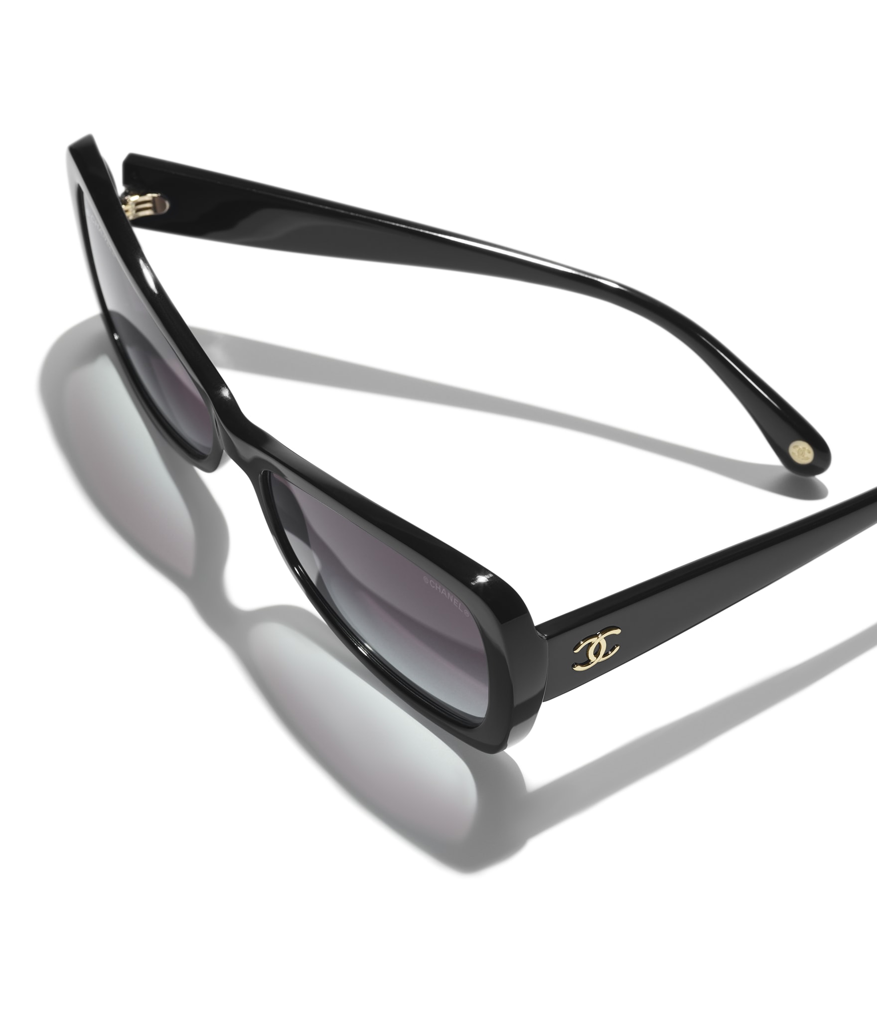 CHANEL Butterfly Sunglasses A71752X08101S