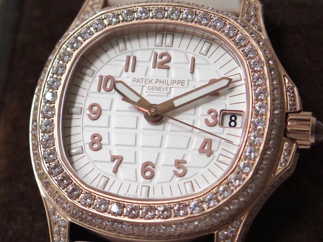 AAAWatch Women Rose Gold Iced‑Out Crystal Bezel Automatic Wrist Watch, White Textured Dial White Rubber Strap Luxury Ladies Watch with Date Display