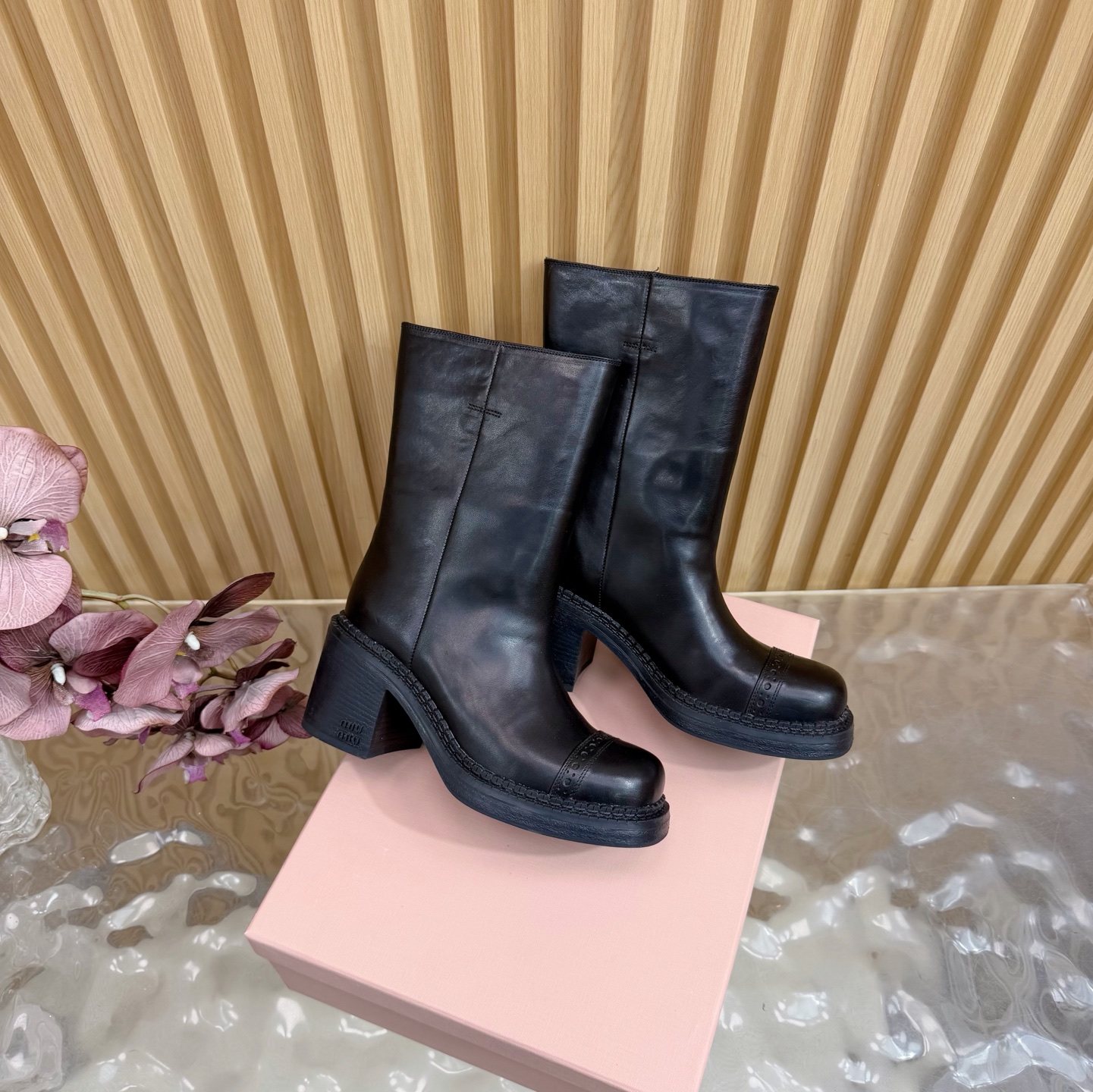 TOP Miu Miu Short Boots - 2 Colors