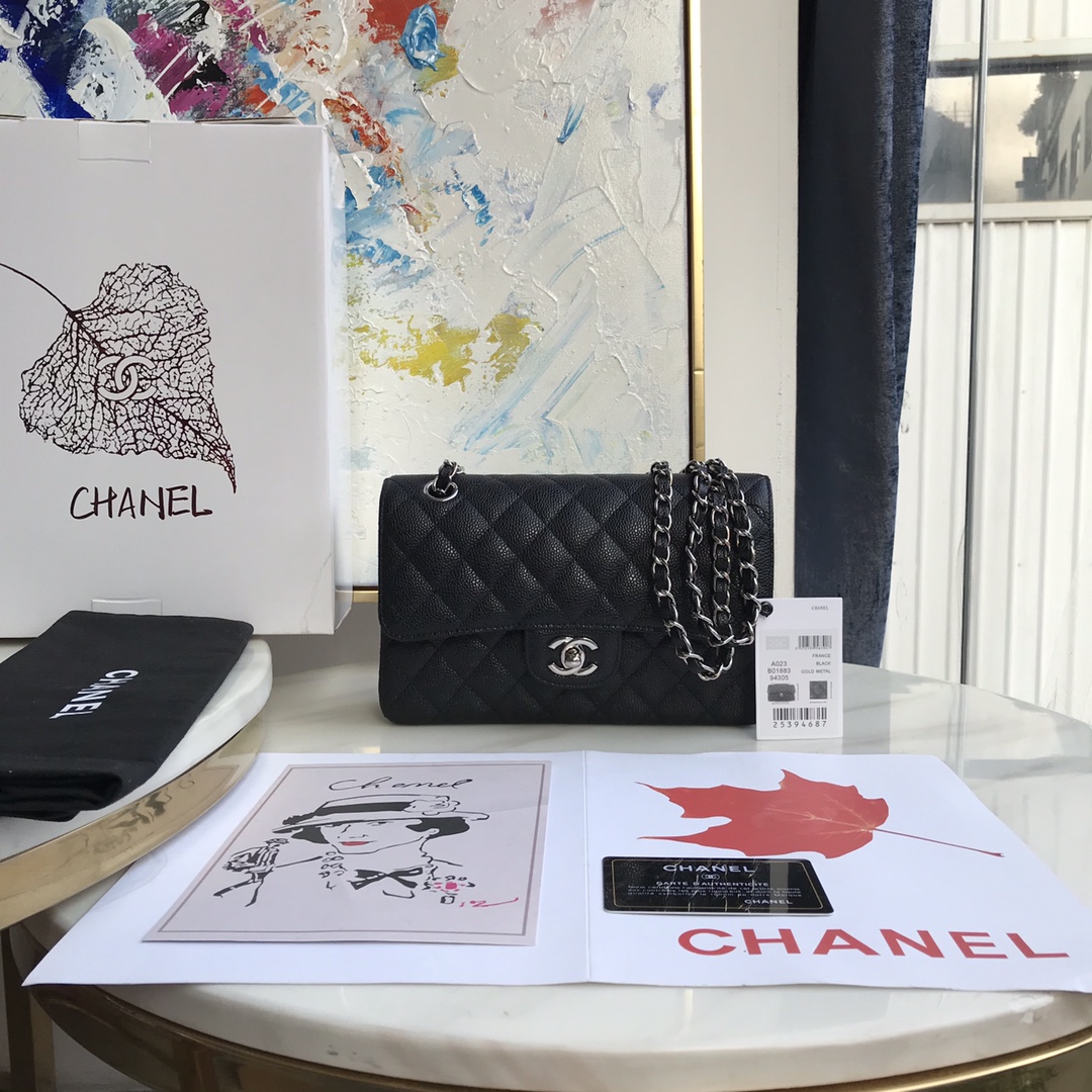 TOP CHANEL Handle Flap Bag Small Size 23 x 14 x 7 cm- Black