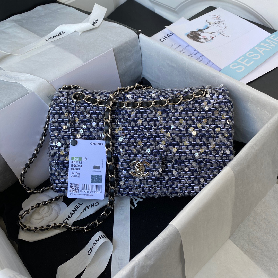 TOP CHANEL Classic Flap Bag Tweed Medium 25.5cm - Multicolour & GHW