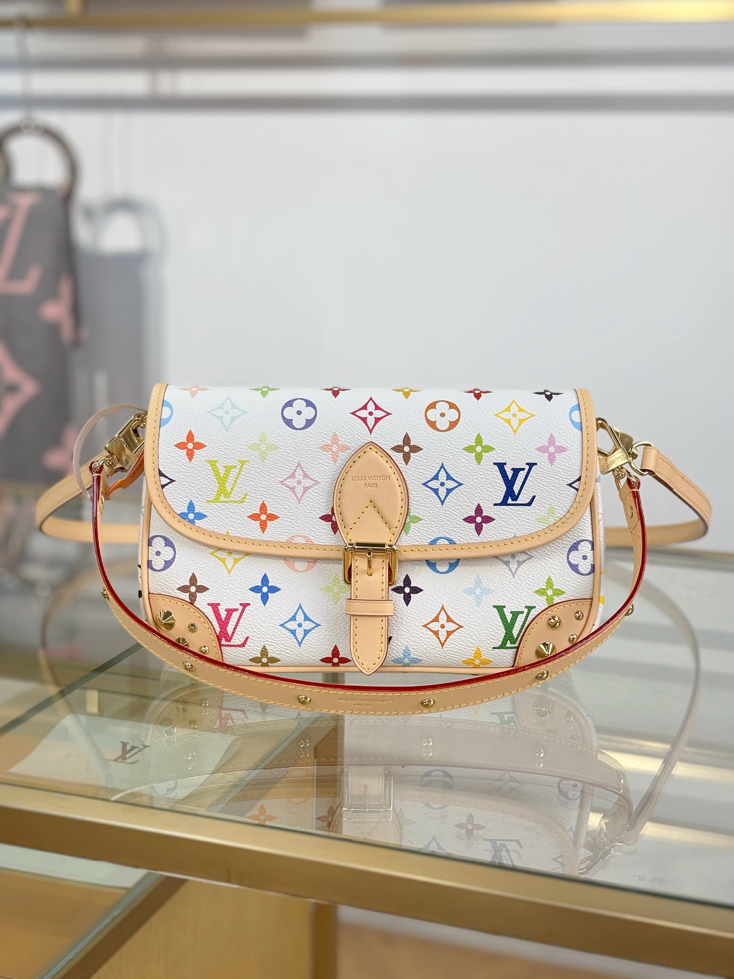 TOP Louis Vuitton LV x TM Diane Bag 24x15x9cm - White