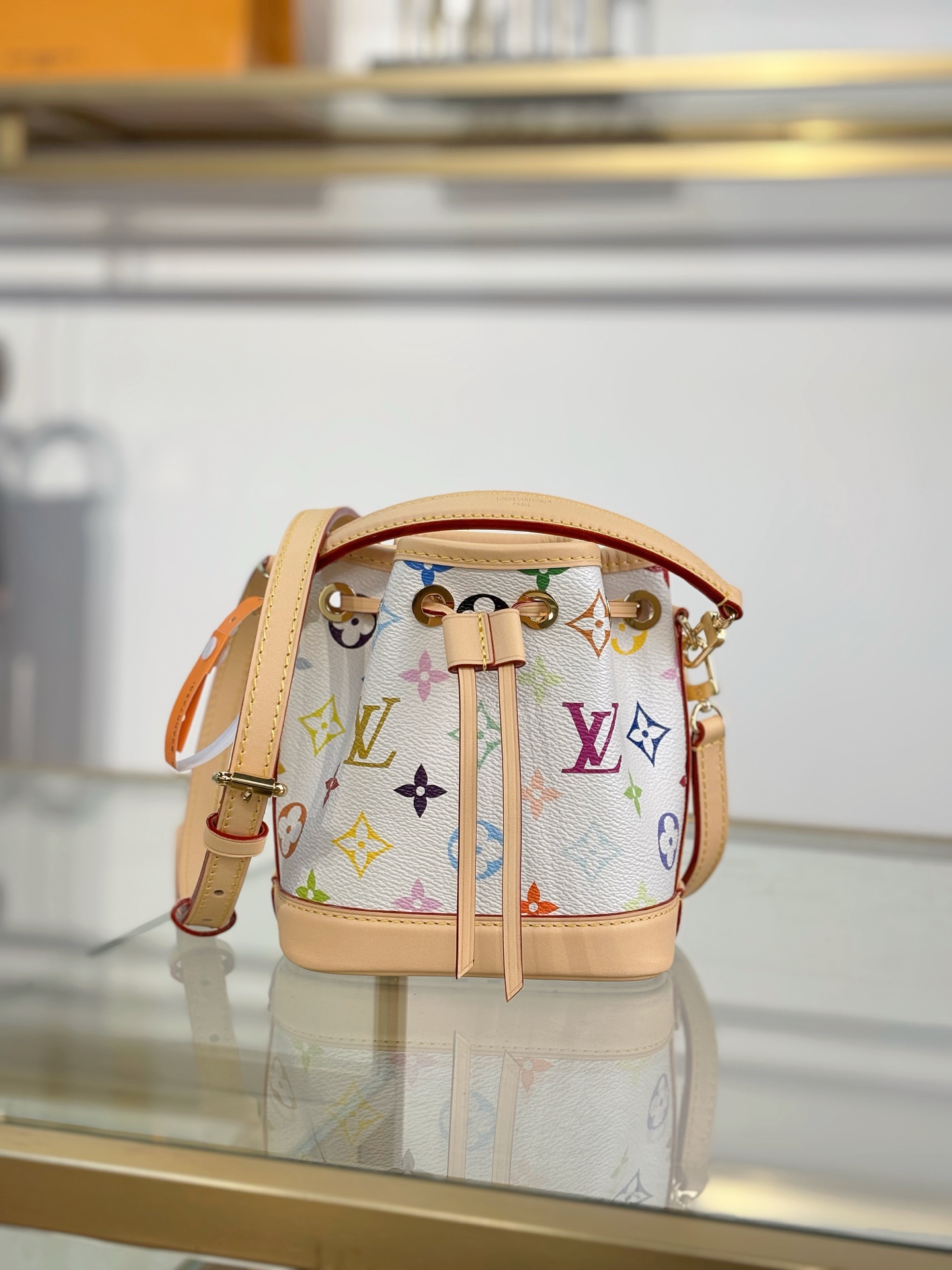 TOP Louis Vuitton LV x TM NANO NOÉ Bag Monogram 16x13x10cm - White