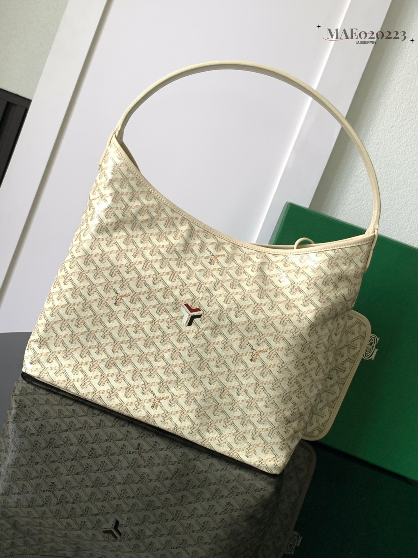 TOP Goyard Boheme Hobo Bag  27 cm x 15 cm x 42 cm - Beige