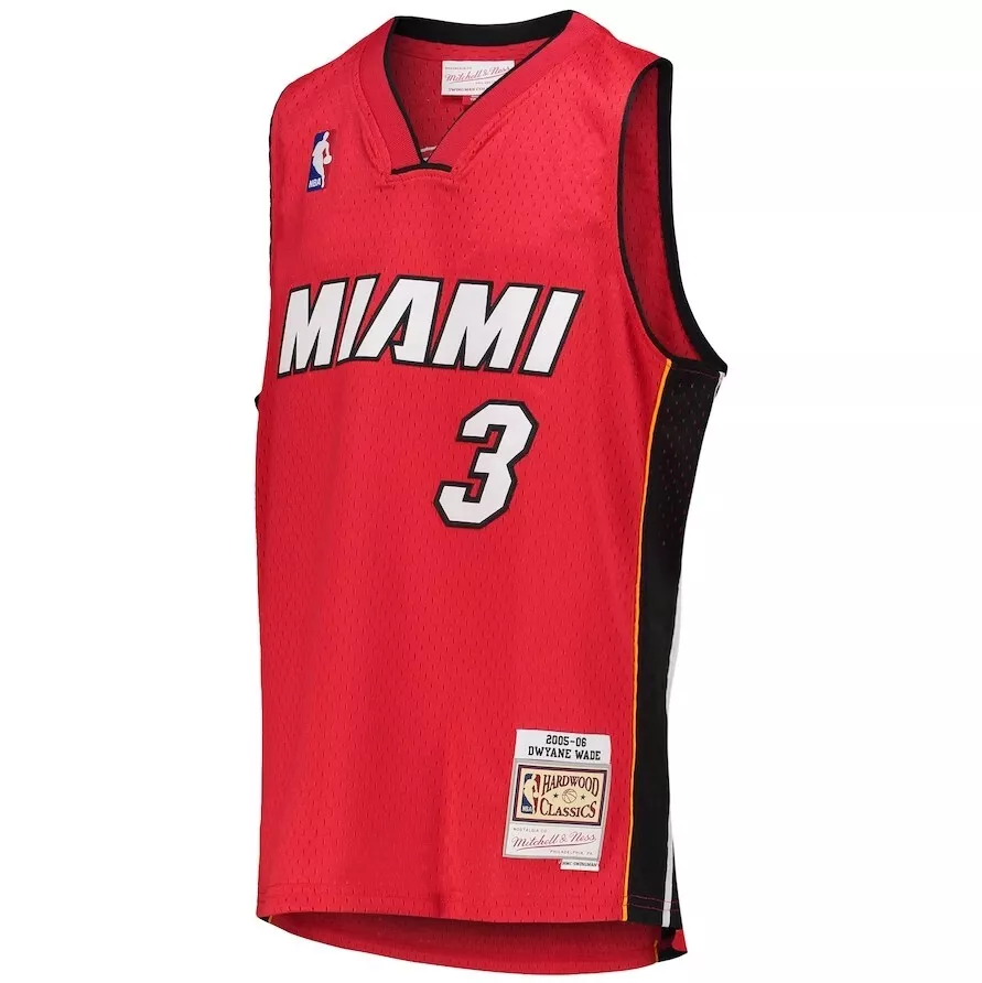 Miami Heat Dwyane Wade Mitchell & Ness Red 2005/2006 Classics Swingman Jersey