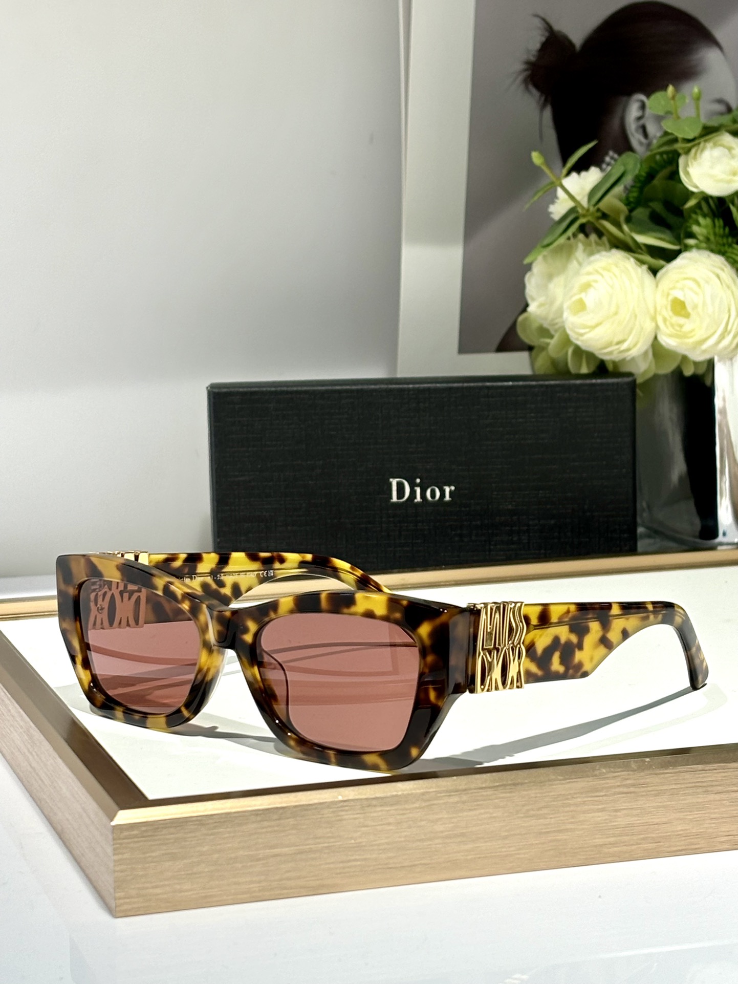 TOP Christian Dior Sunglasses - 7 Color