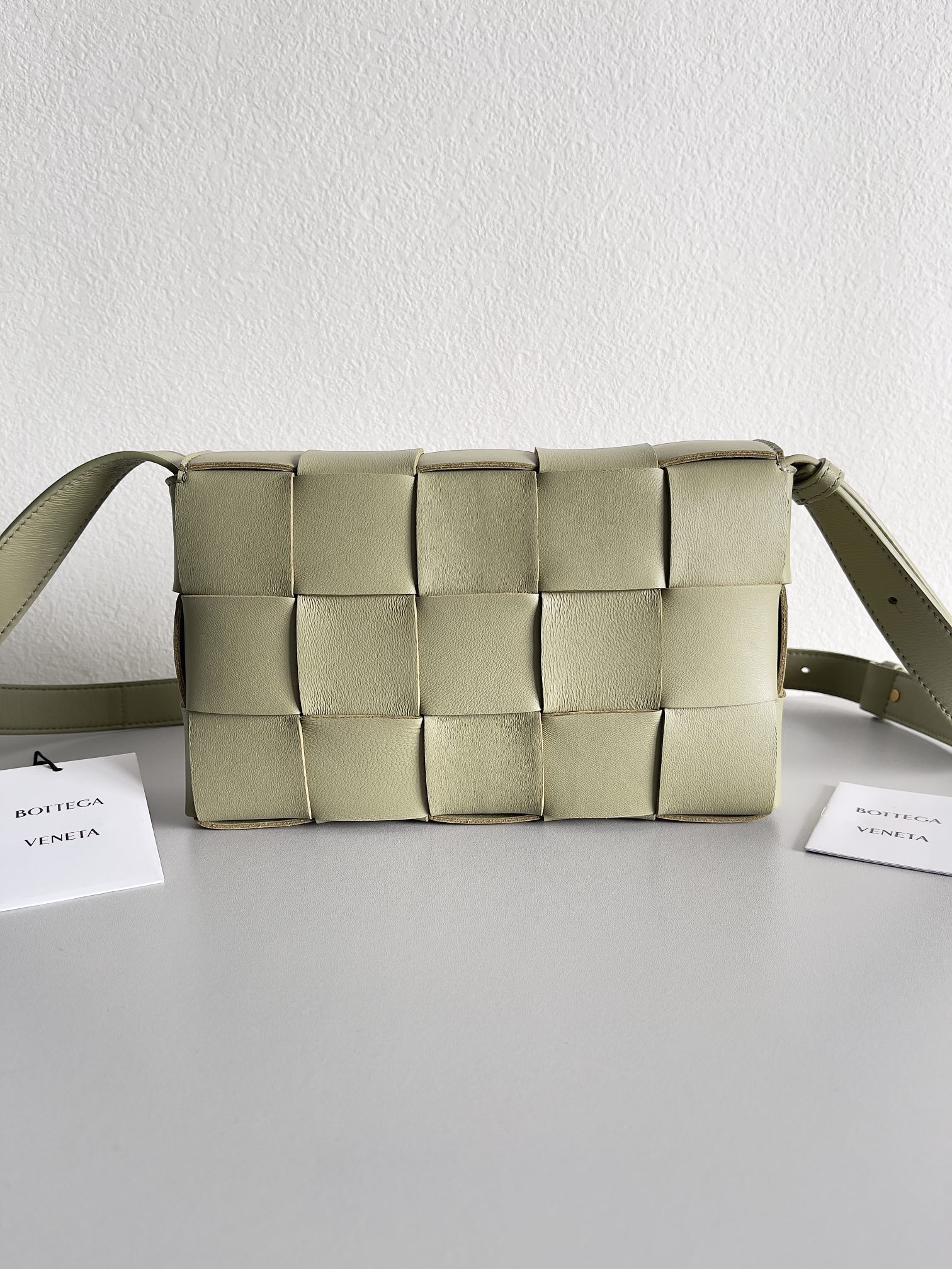 TOP Bottega Veneta BV Cassette Bags