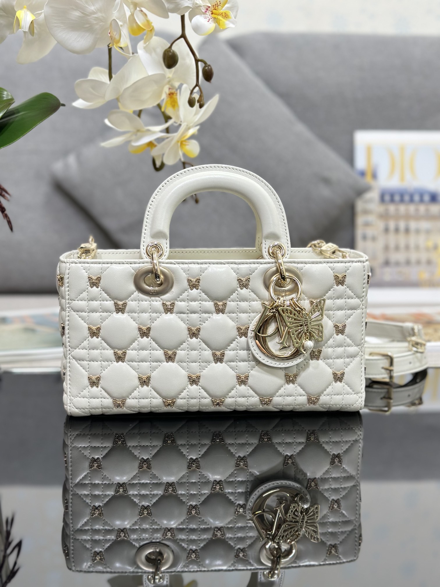 TOP Christian Dior Lambskin Butterfly Lady D-Joy Bags 26x13.5x5CM - Black/White - GHW