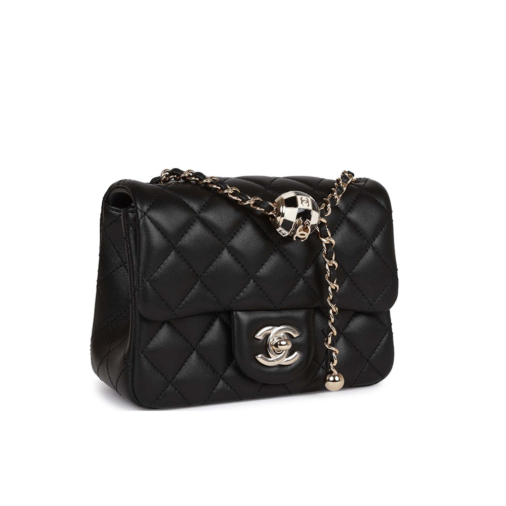 Chanel   Quilted Enamel CC Pearl Crush Mini Flap Black(Replica)