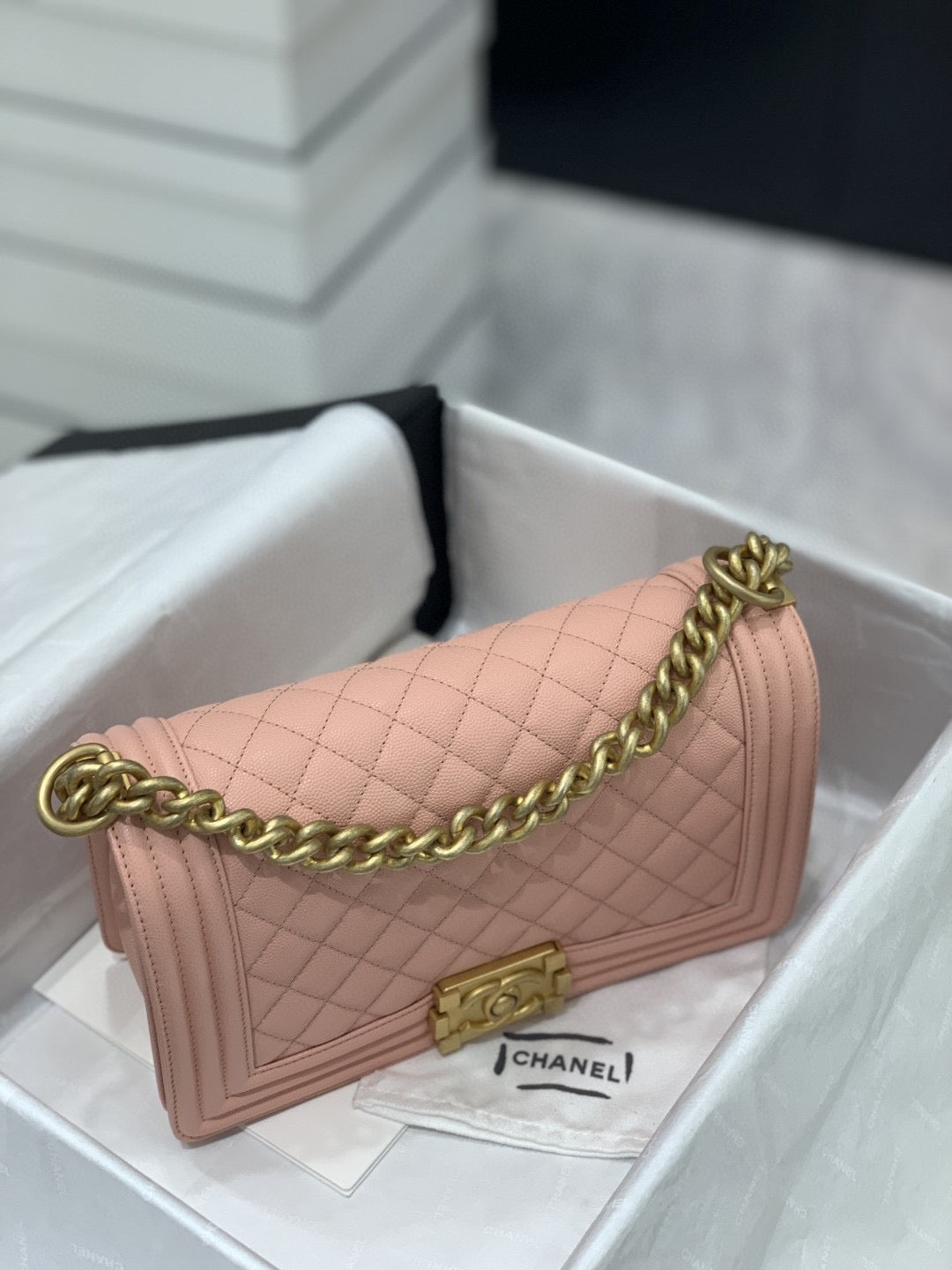 TOP CHANEL Le Boy Bag Caviar Medium 25CM - Light Apricot & GHW
