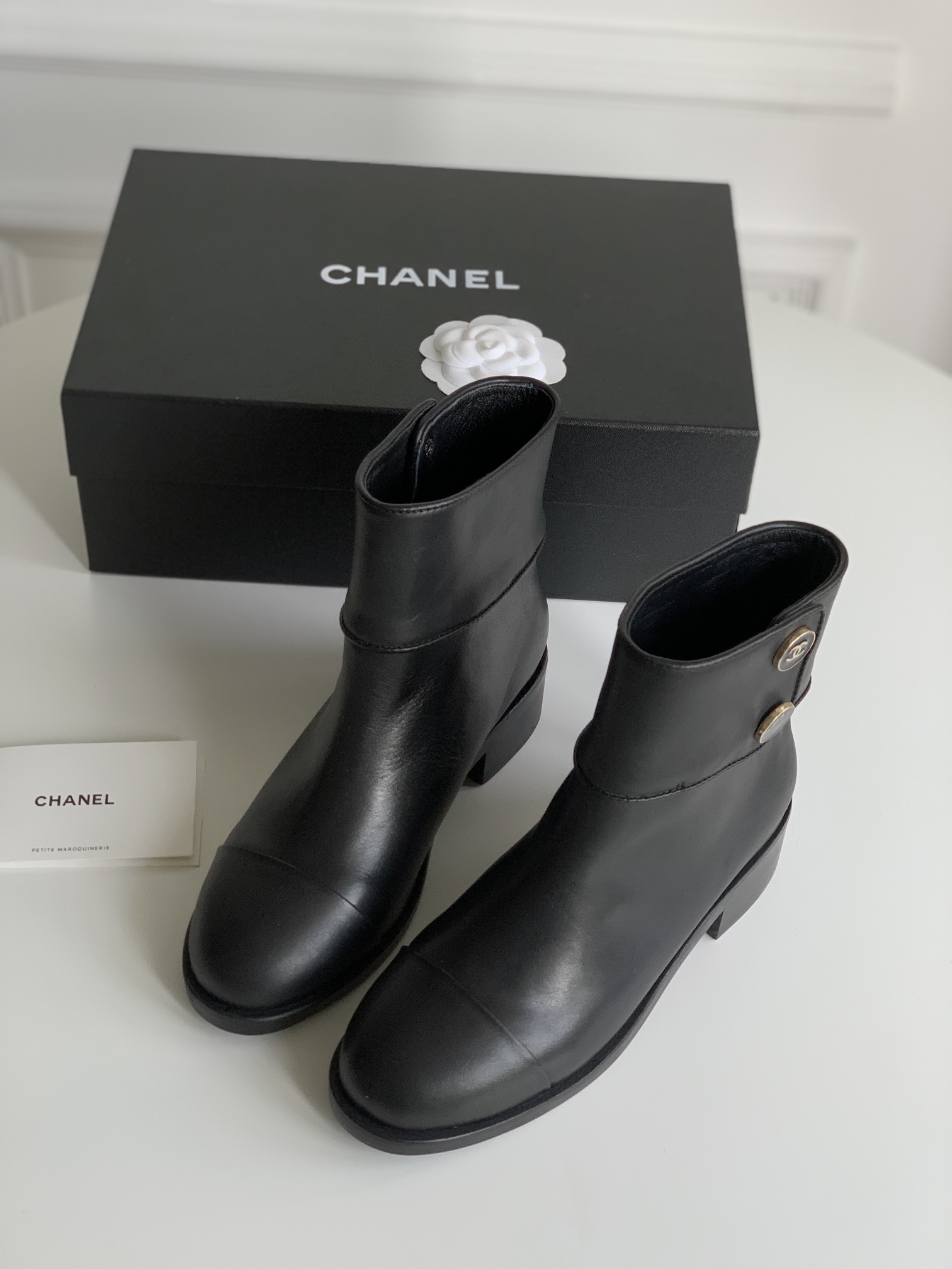 TOP CHANEL Button Series Cowhide Boots - Black