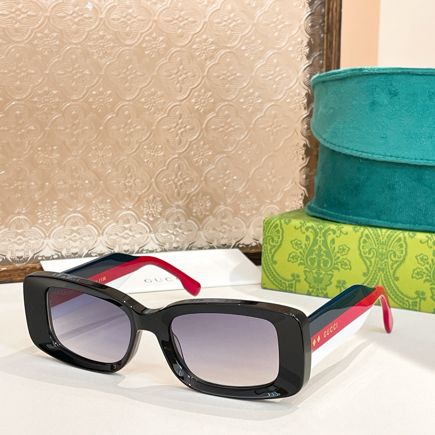 TOP GUCCI Sunglasses - 6 Color