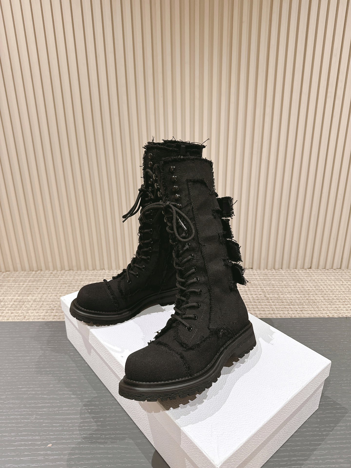 TOP Christian Dior Cloth & Leather Boots with Shoelaces - Black