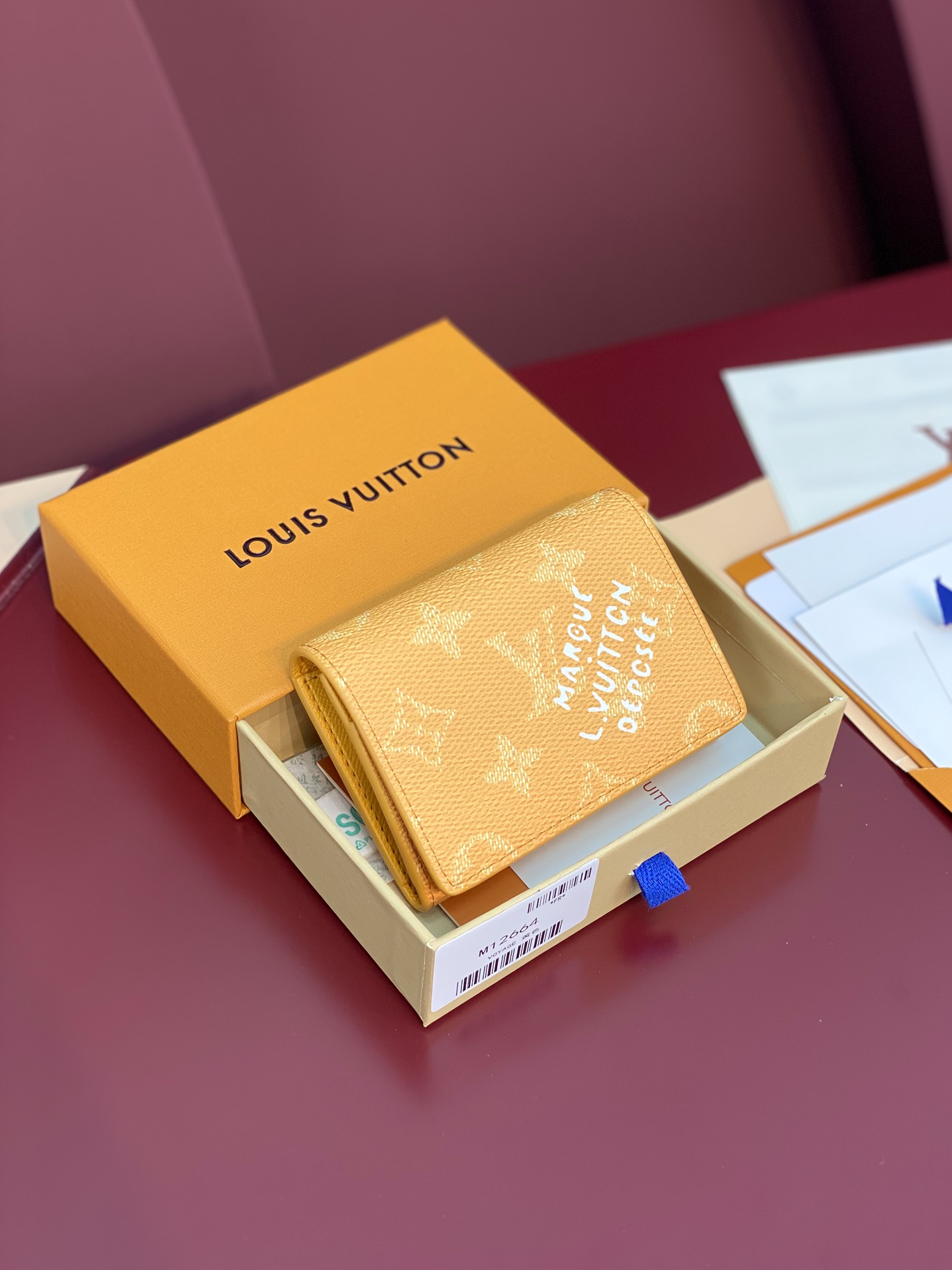 TOP Louis Vuitton LV Envelope Business Card Holder 8x1x10.5cm - 2 Color