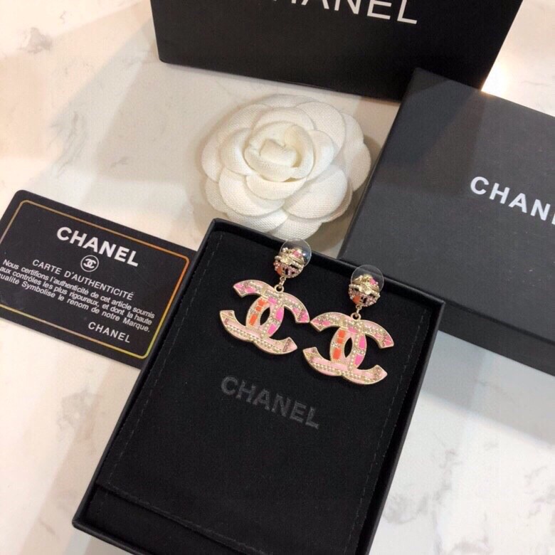 TOP CHANEL Double C Classic Stud Earrings