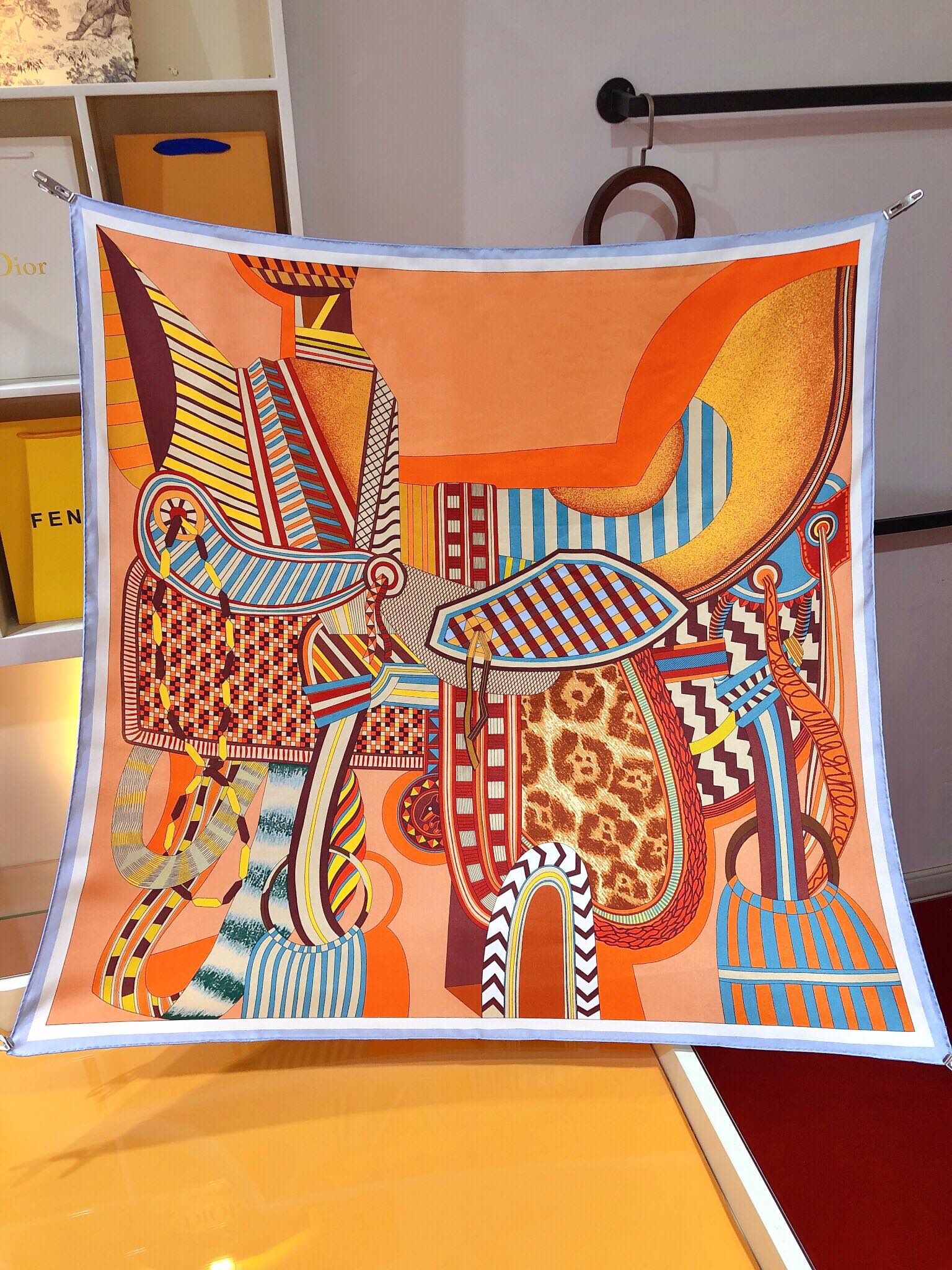 TOP HERMES Square Silk Scarf 90X90cm - 3 Colors