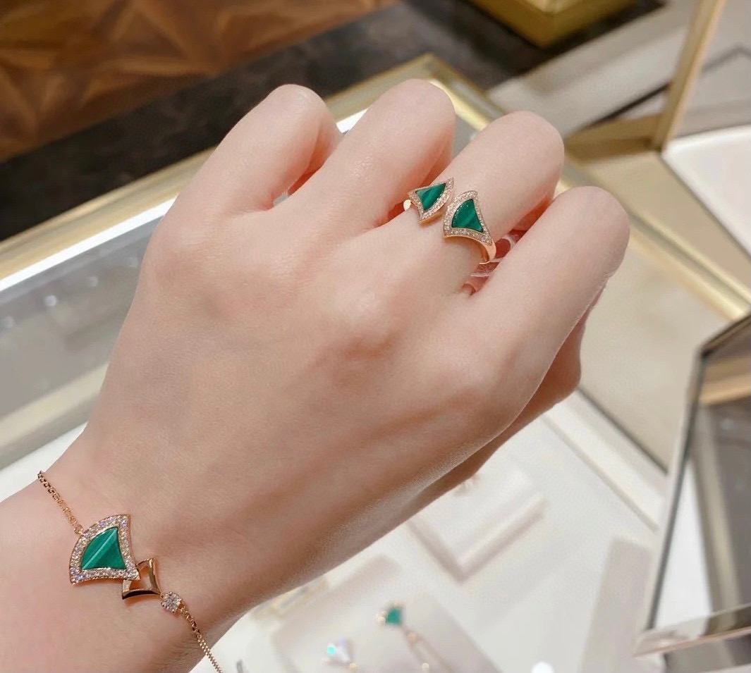 TOP BVLGARI Divas' Dream Ring - Green/White