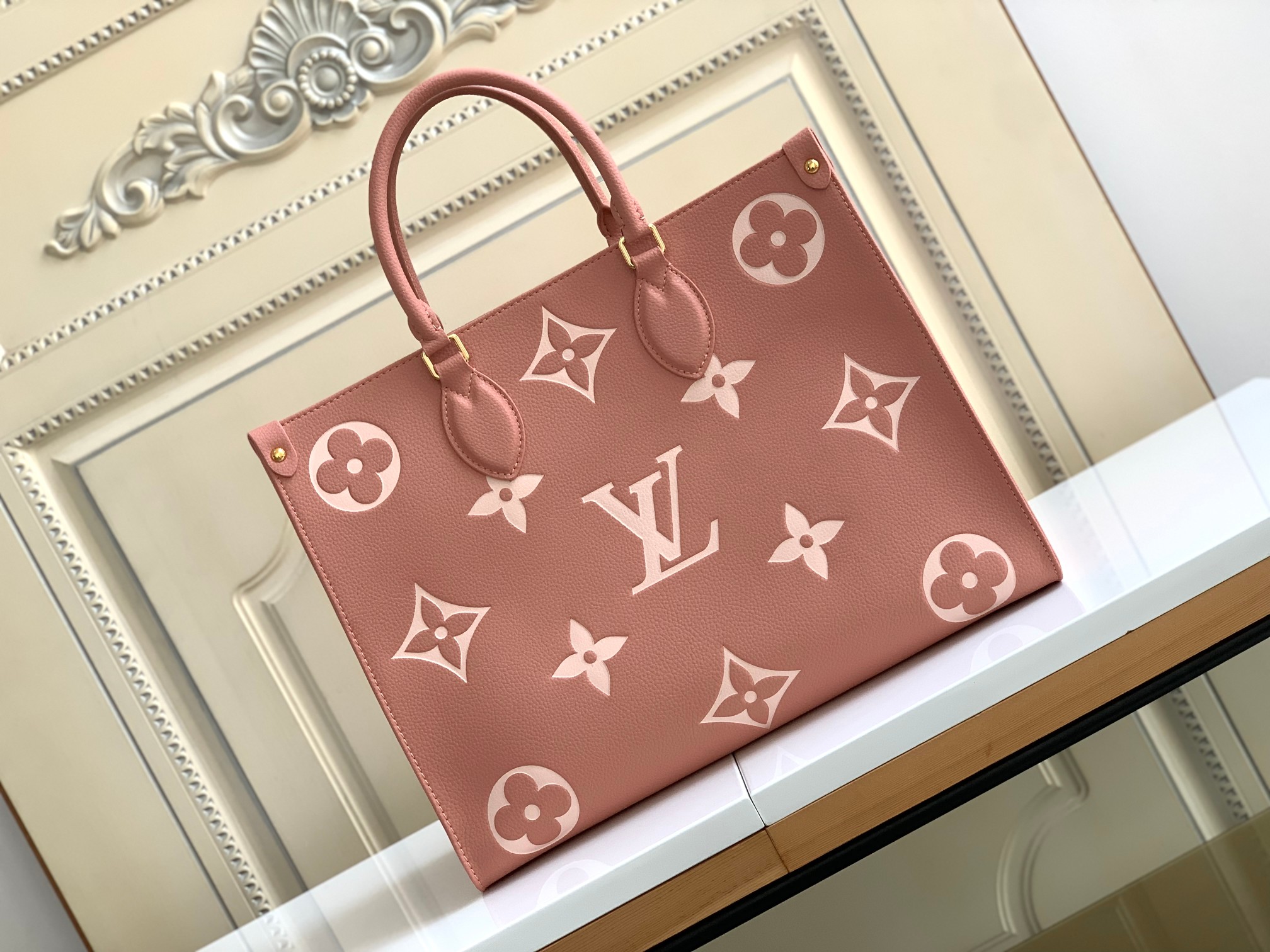 TOP Louis Vuitton LV Monogram Enpreinte On The Go Bag 35x27x14cm - Pink