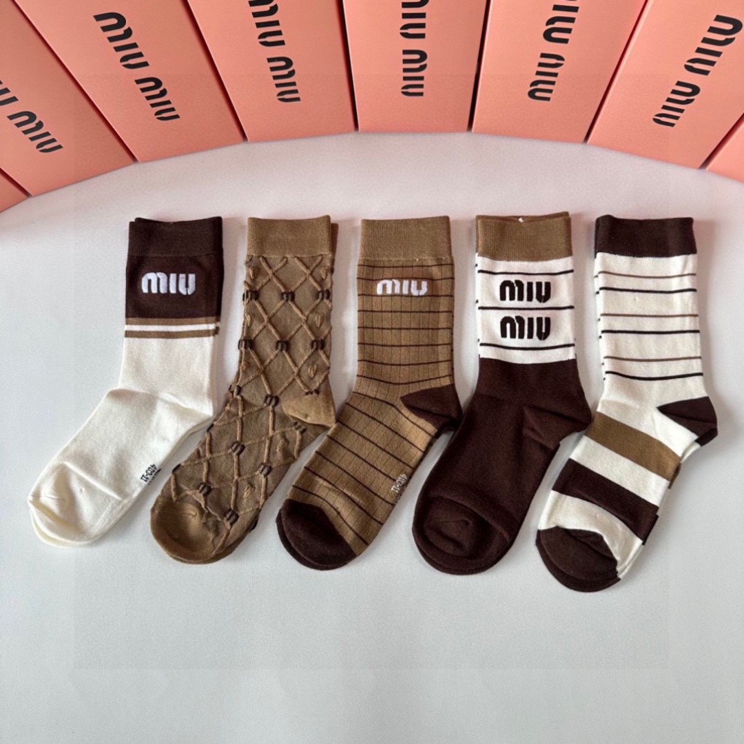 TOP Miu Miu Socks - 5 Pieces as a Set
