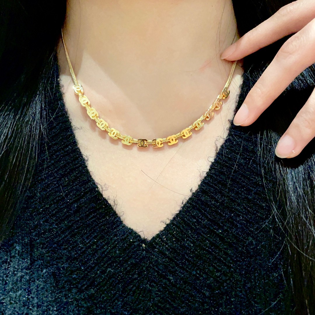 TOP CHANEL Necklace - 2 Colors