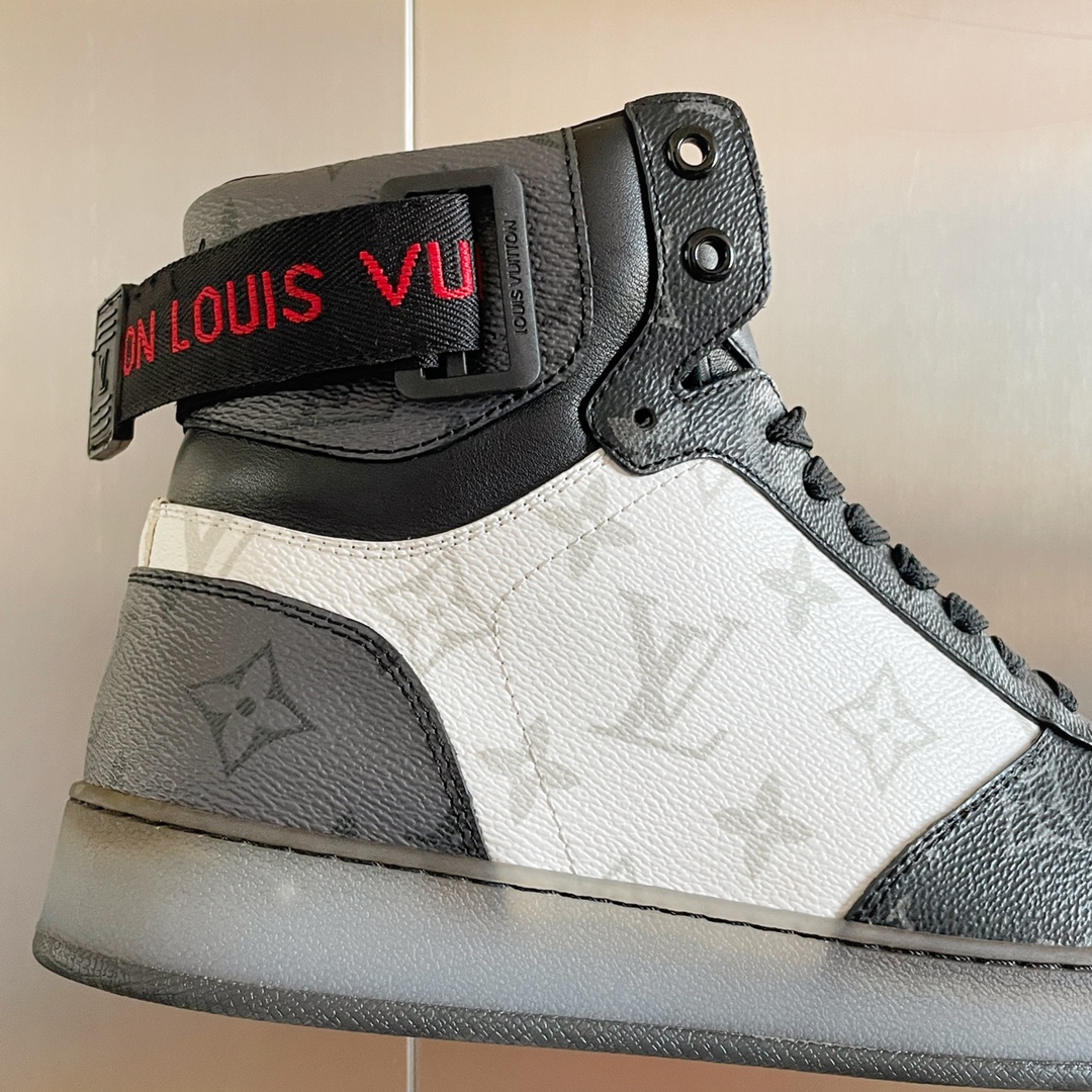 Louis Vuitton Rivoli High‑top Sneakers Black‑White Monogram Canvas Unisex Shoes